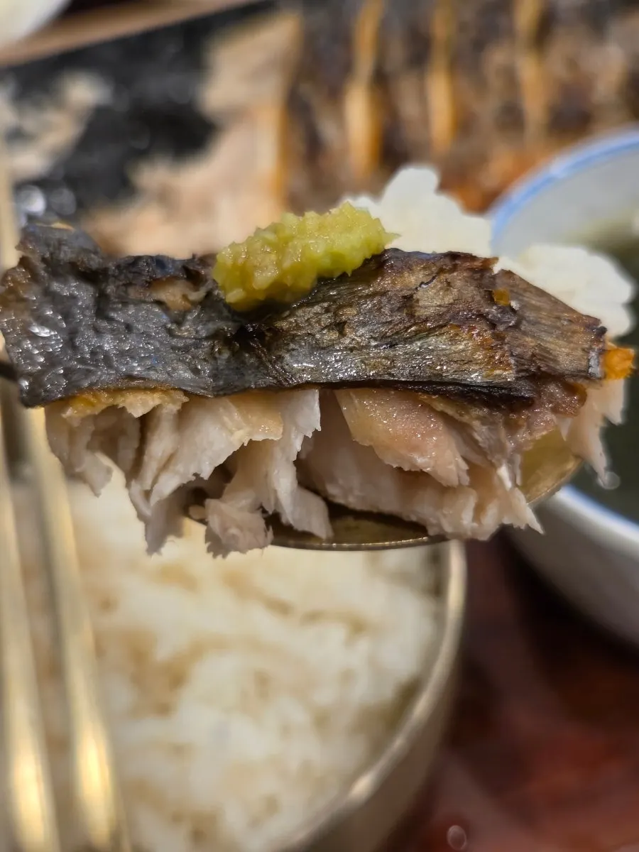 Thick flesh of wood-fired grilled Spanish mackerel