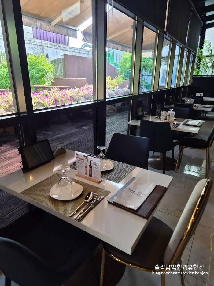 Restaurant reception space on the top floor of the building