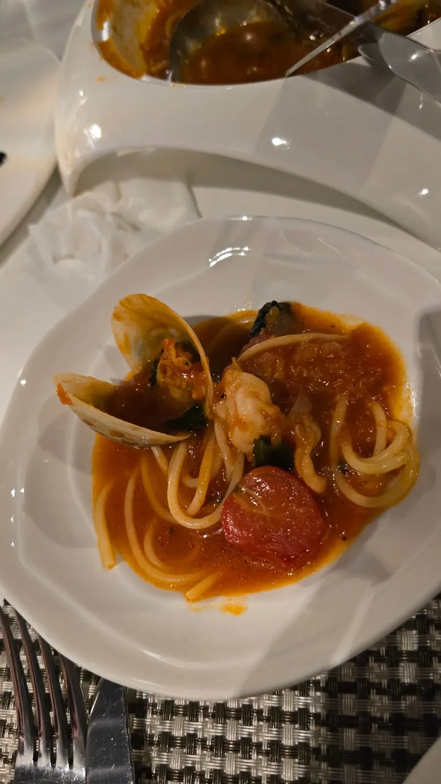Brothy pescatore pasta full of clams
