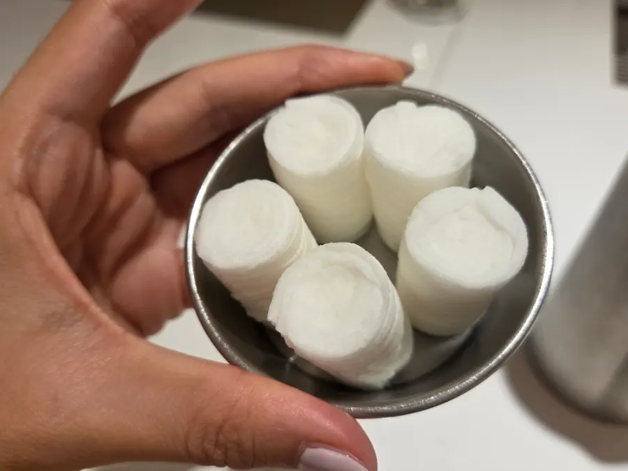 Coin wet wipes prepared to match the headcount