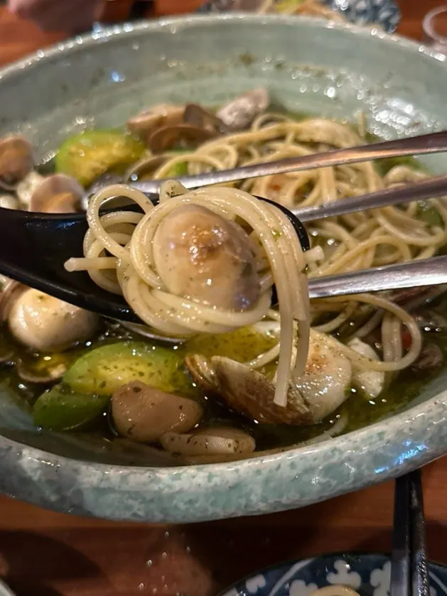 Pasta noodles with a subtle basil flavor