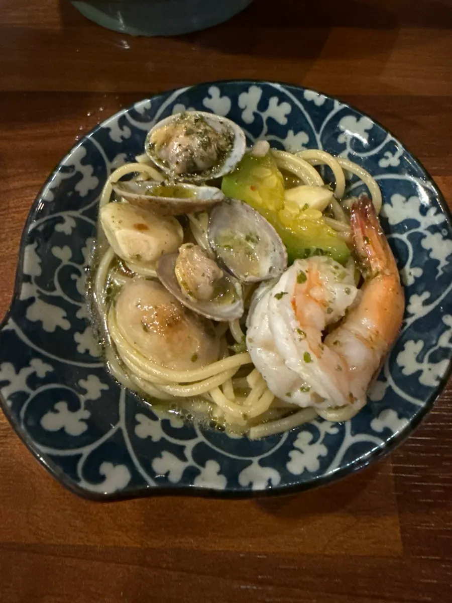 Basil steamed pasta eaten at Gisul