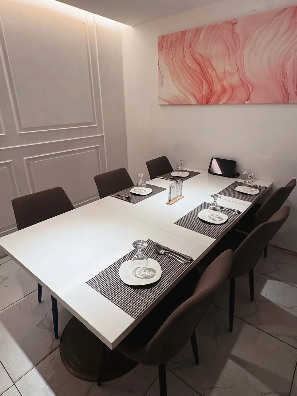 Table seating with generous spacing