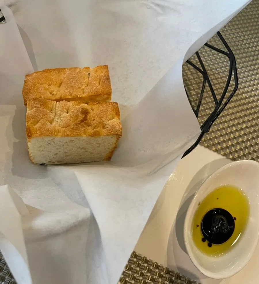 Warm bread served before the meal