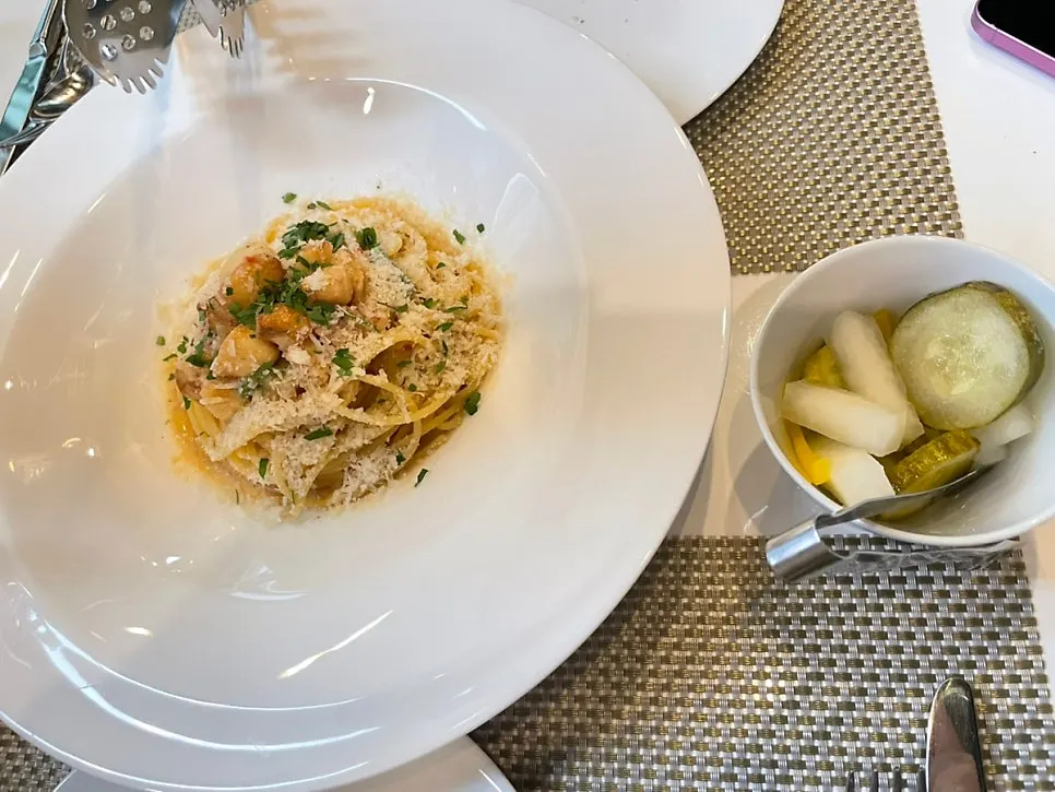 Soft aglio e olio pasta