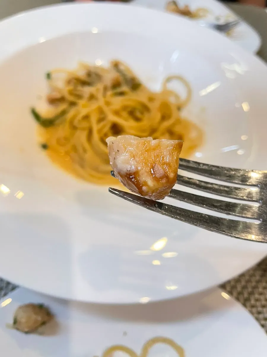 A generous portion of aglio e olio