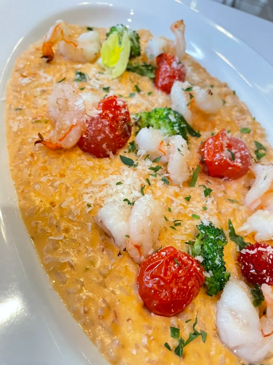 Tail-free shrimp rosé risotto