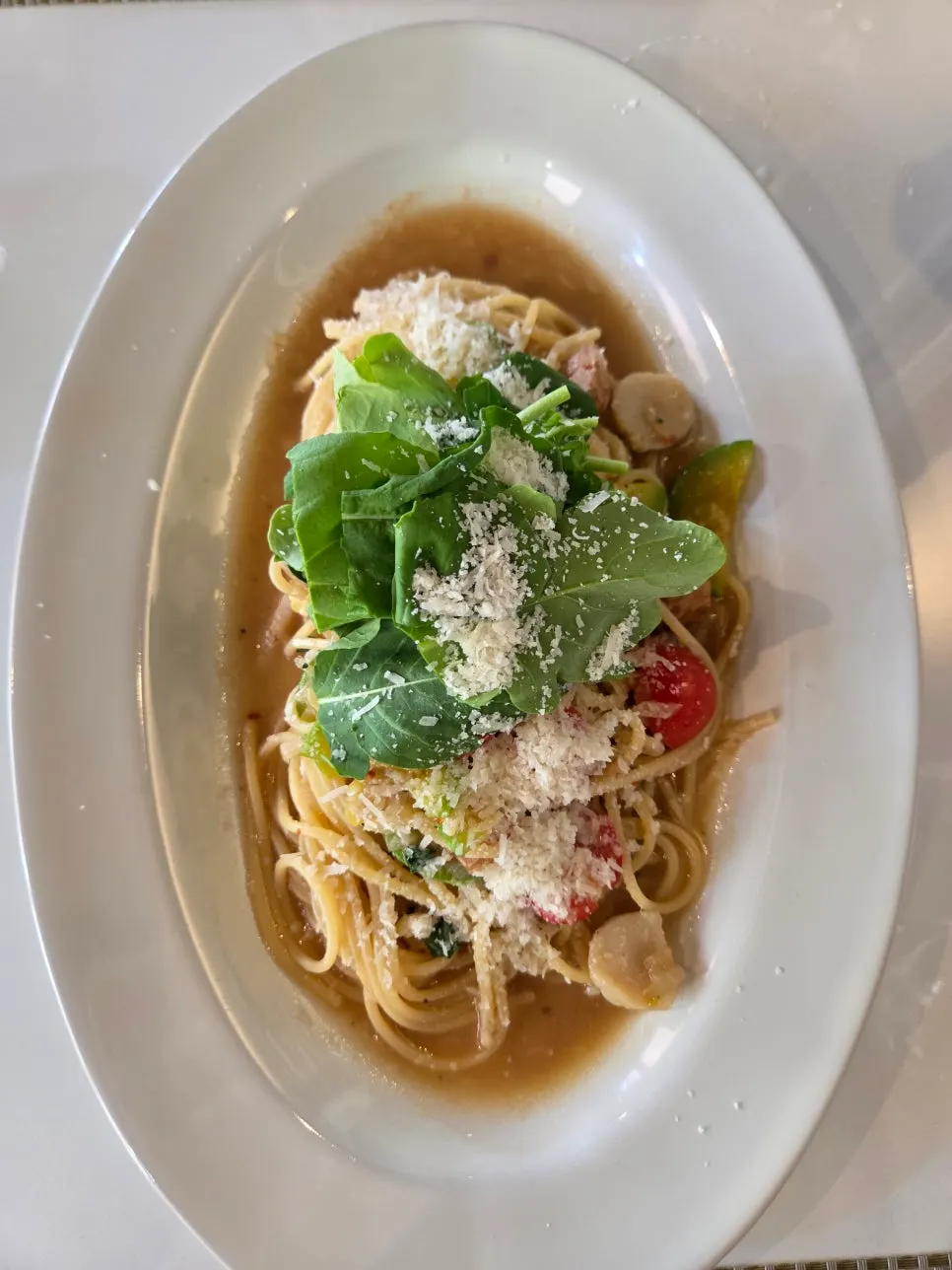 A plate of scallop anchovy oil spaghetti