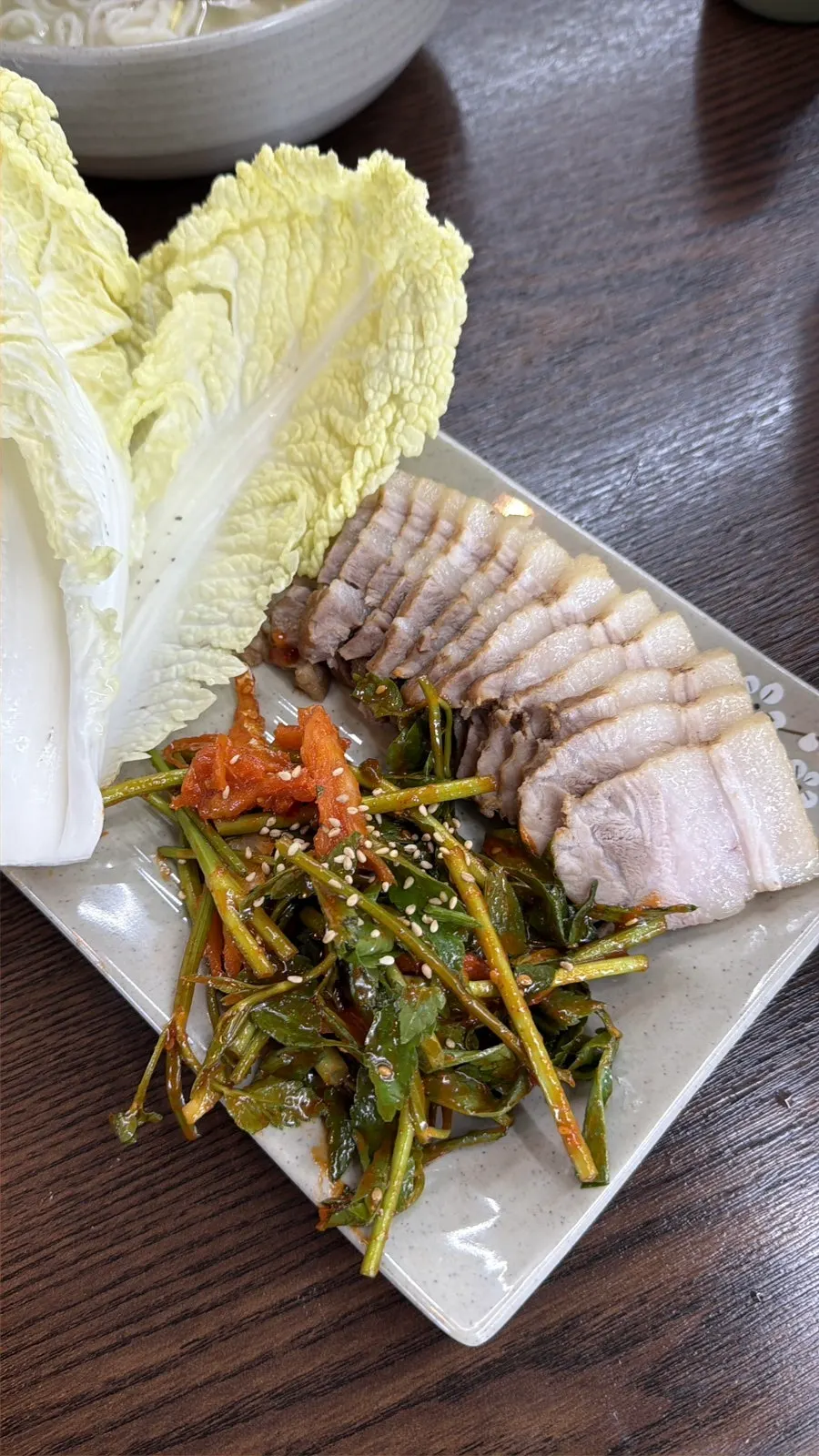 A plate of small-size bossam at Todamok