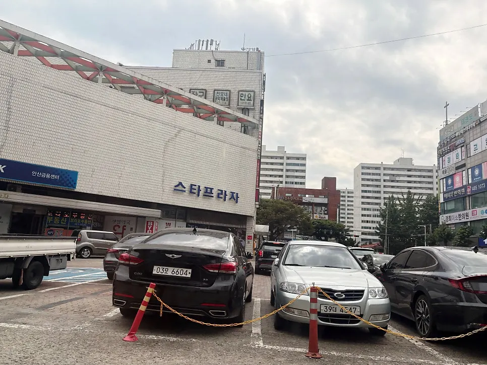 Exterior signboard of Morakmorak Seolleongtang Ansan Seongpo Main Branch