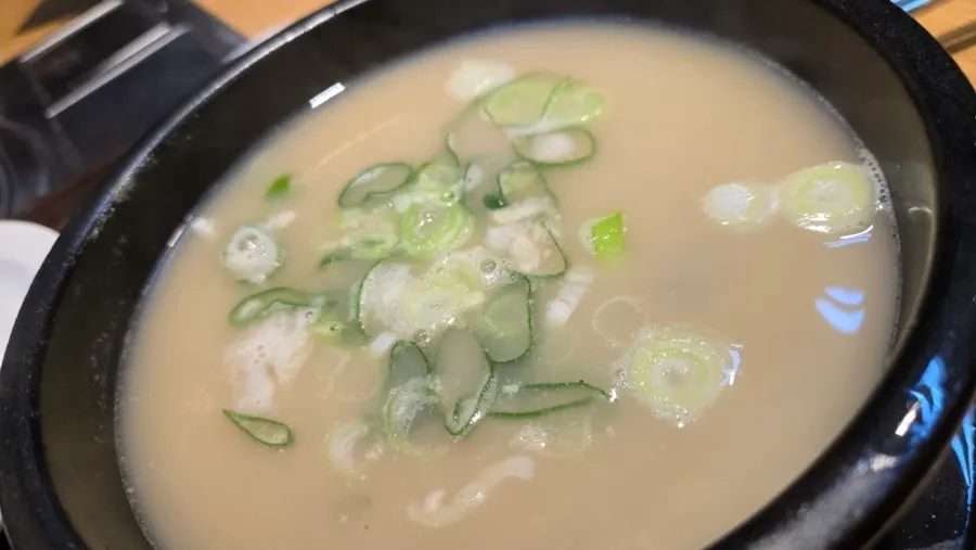 모락모락 식사 메뉴판