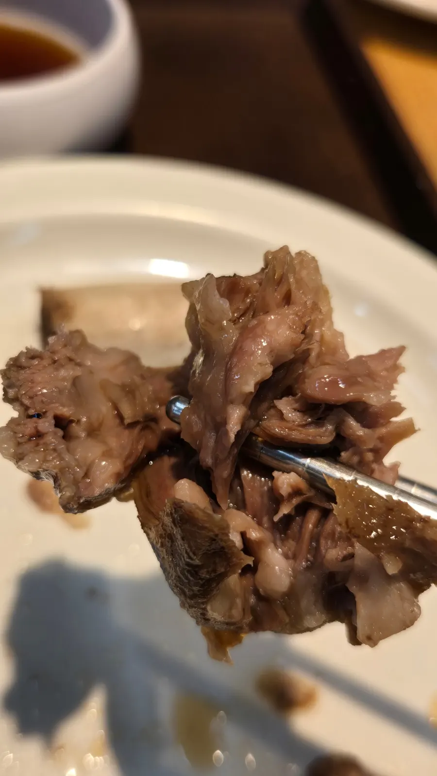 촉촉하고 쫄깃한 갈비탕 고기