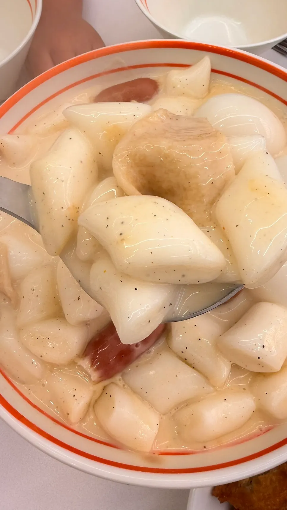 Mild tteokbokki that eases the heat