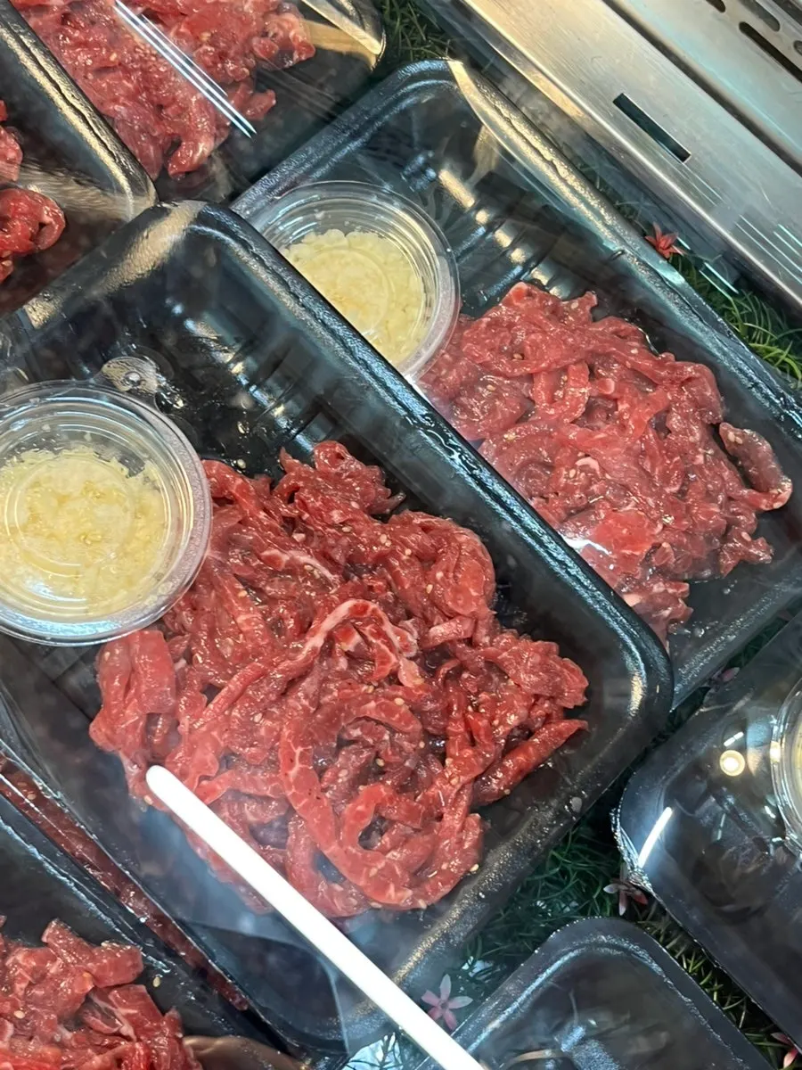 Packaged sujigomtang (beef tendon soup) meal kit