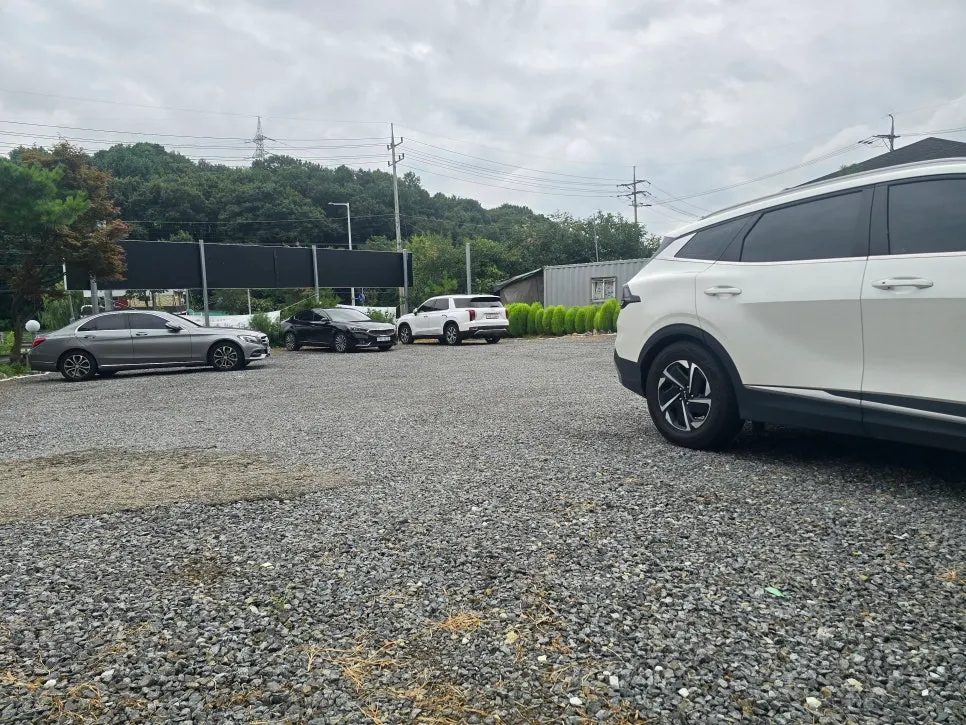 Dedicated parking lot in front of Todamok restaurant