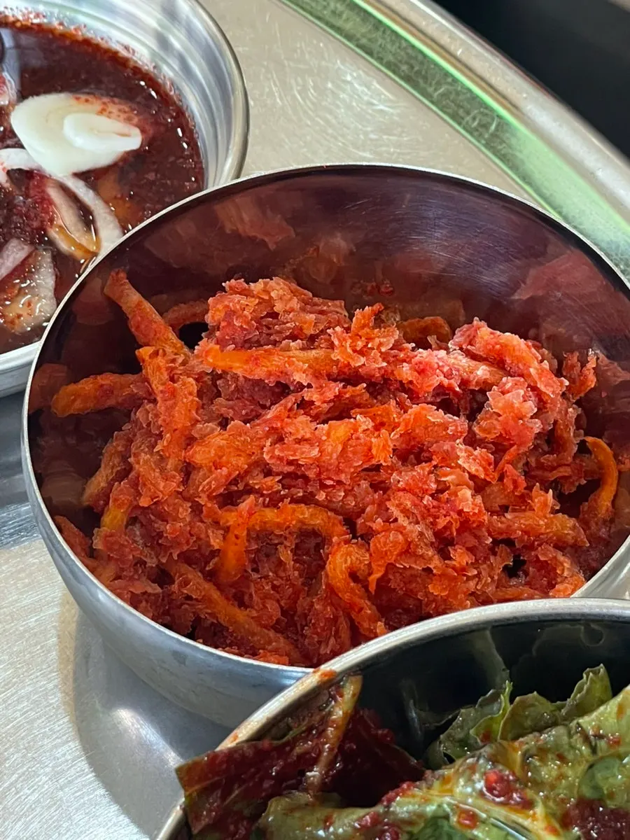 Frozen radish salad side dish at Euljiro Yeontan Gui