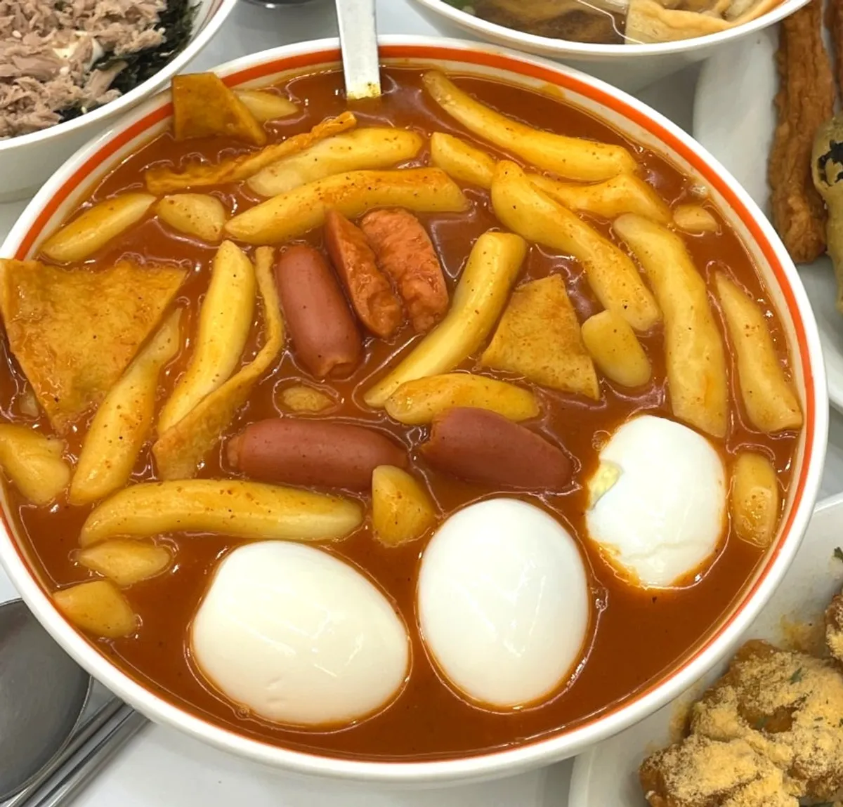 Yum Bbokki set menu and medium-spicy wheat rice cake tteokbokki