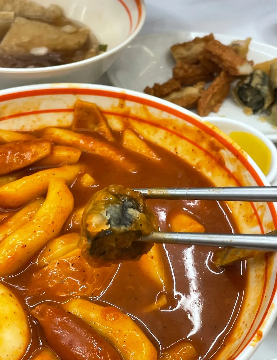 Yum Bbokki tteokbokki sauce and side dishes