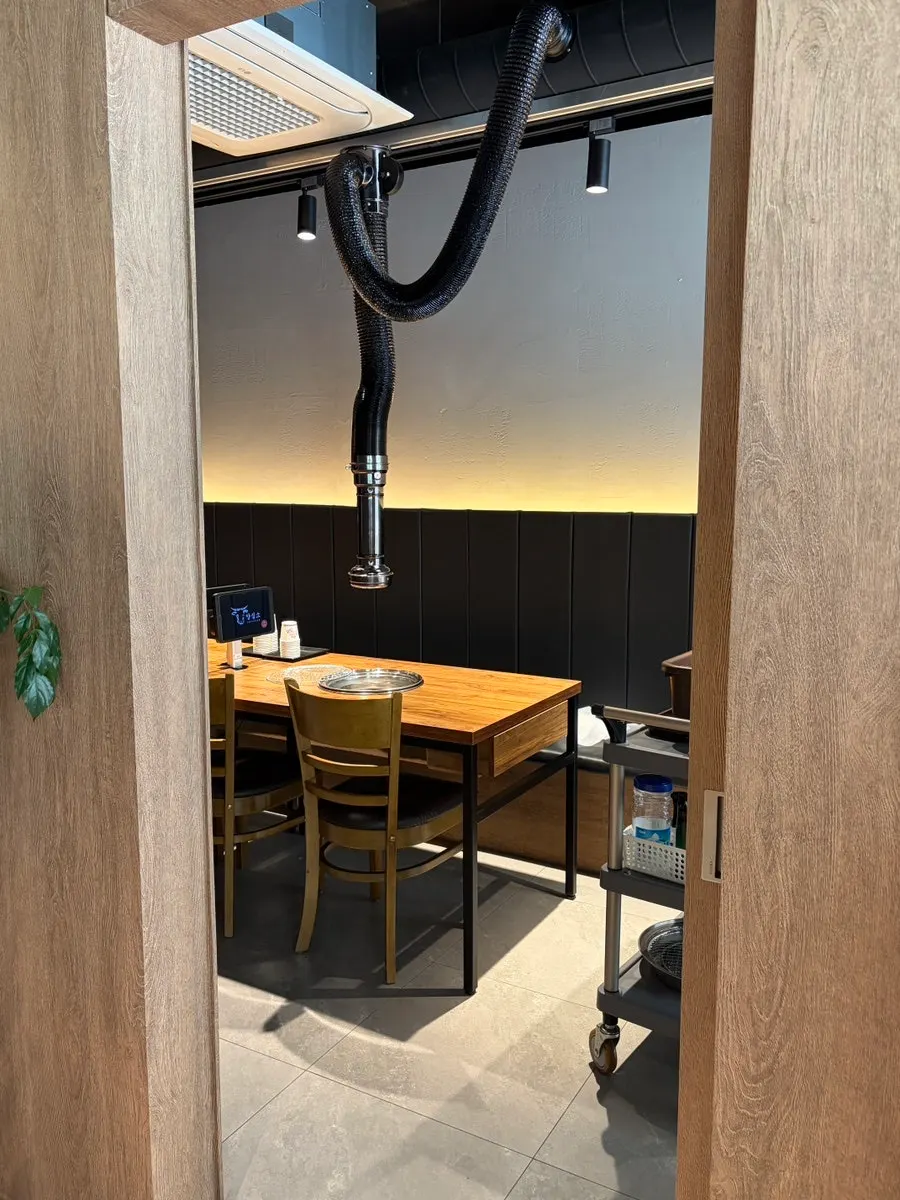 Tables at Yangsimso Ansan Gojan Branch