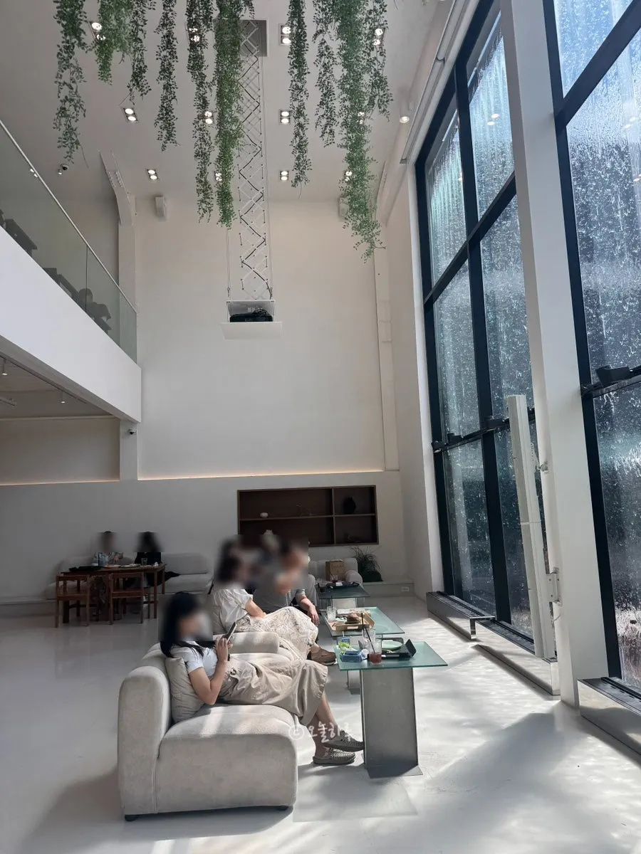 챗베이커 2층 좌석