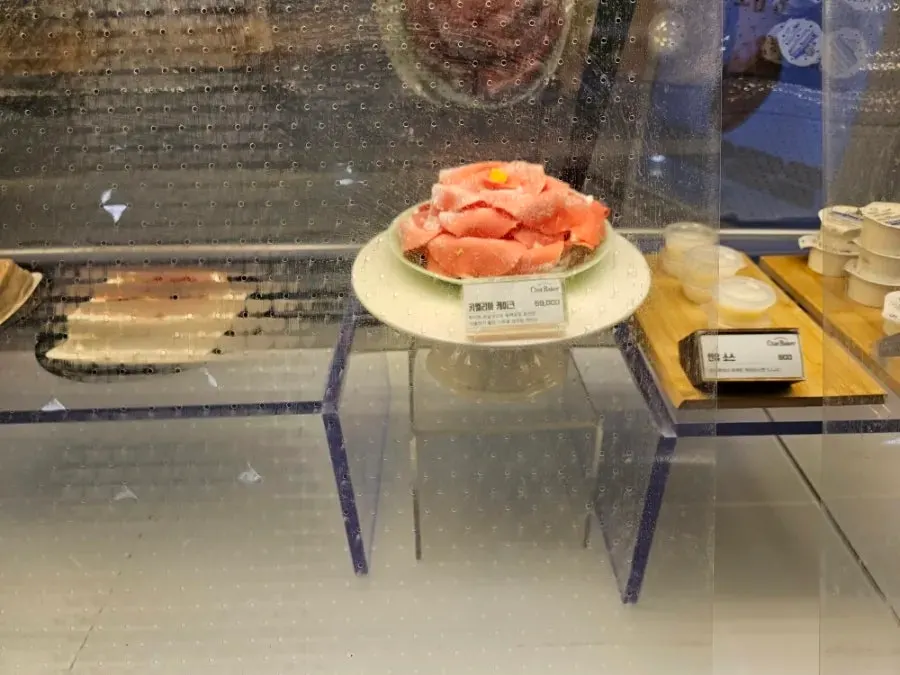 Bàn bingsu và bánh mì khép lại chuyến đi