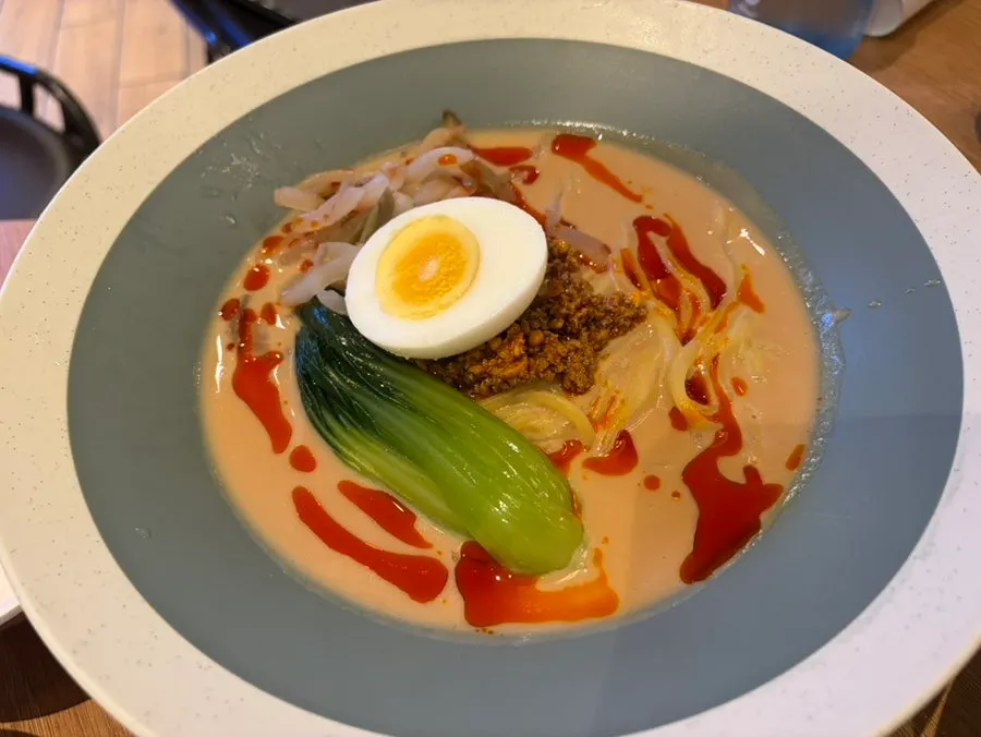 밥을 말아 먹은 소고기짬뽕