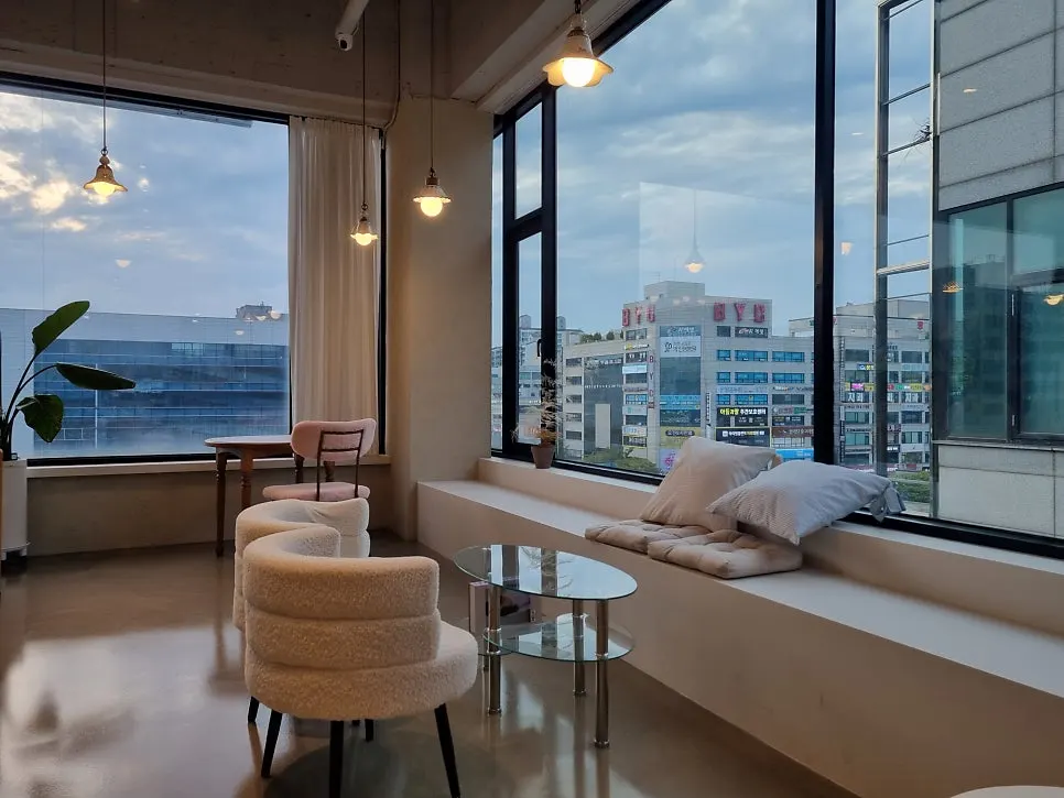 Nyanya seating with plush sofas