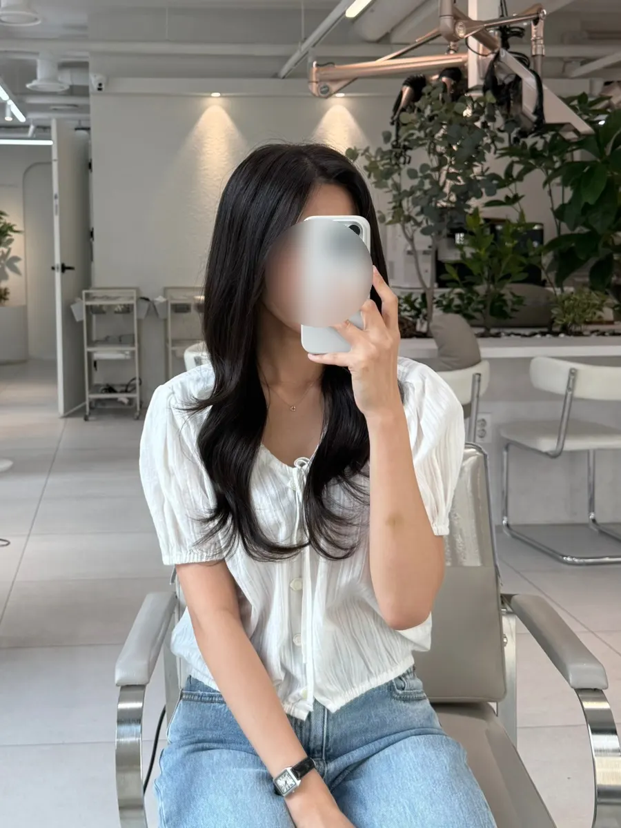 앞머리 뿌리 볼륨까지 살린 완성 스타일