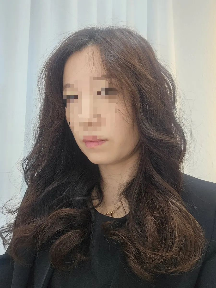Consultation about long hair before the service