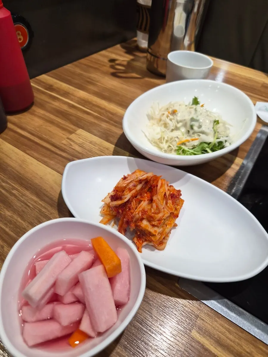 Full table of the shabu-shabu bossam set