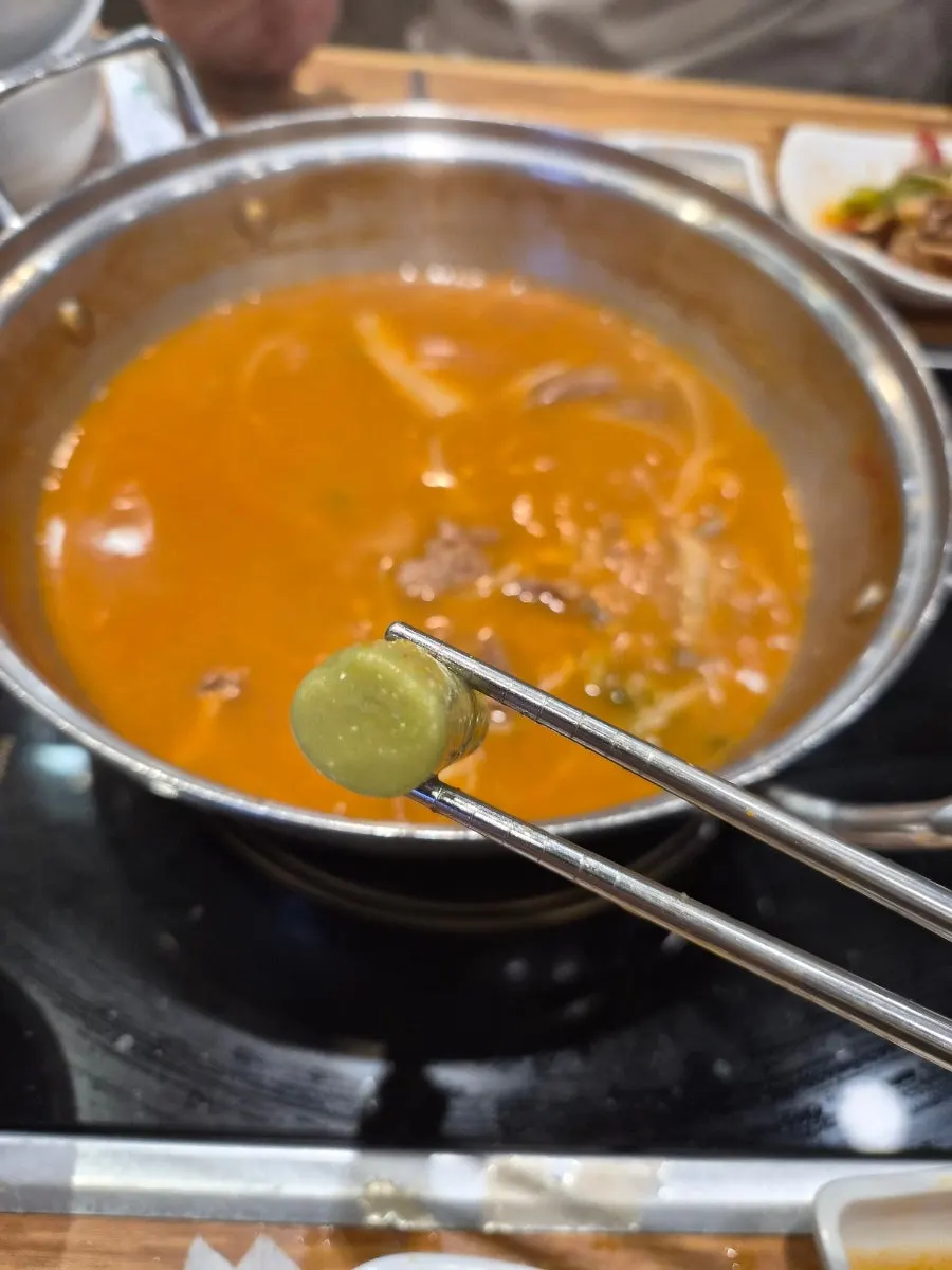 A meal of shabu-shabu paired with bossam