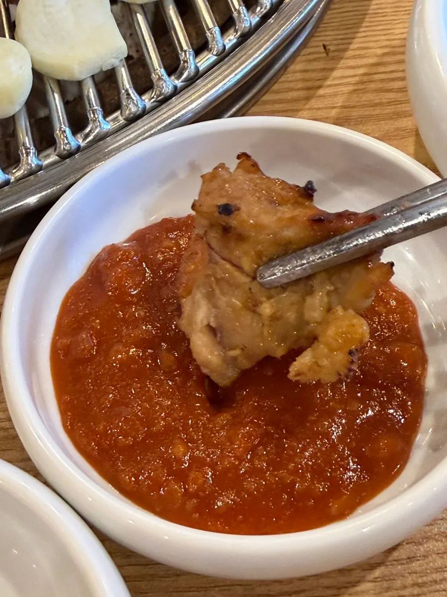Pork ribs with restrained sweetness