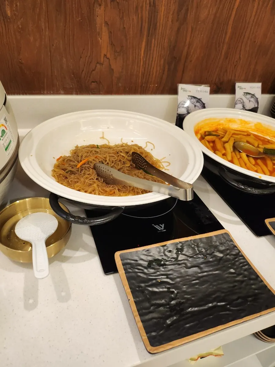 Full spread of the oven-grilled mackerel set