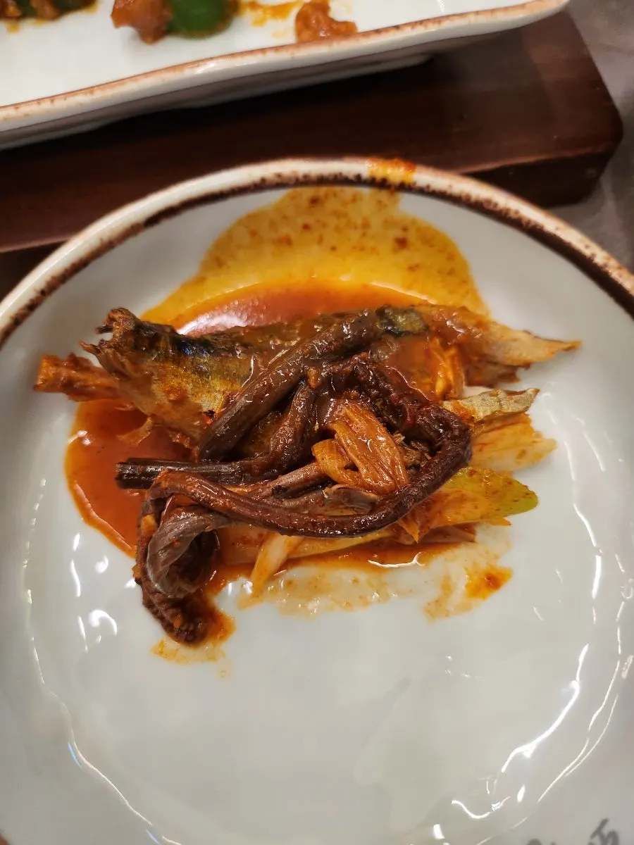 Emptied dishes at the end of the meal