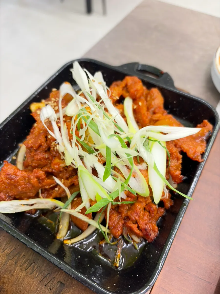 화덕 제육정식 한 상