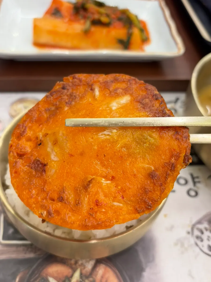 셀프바 재료로 비벼 먹은 비빔밥