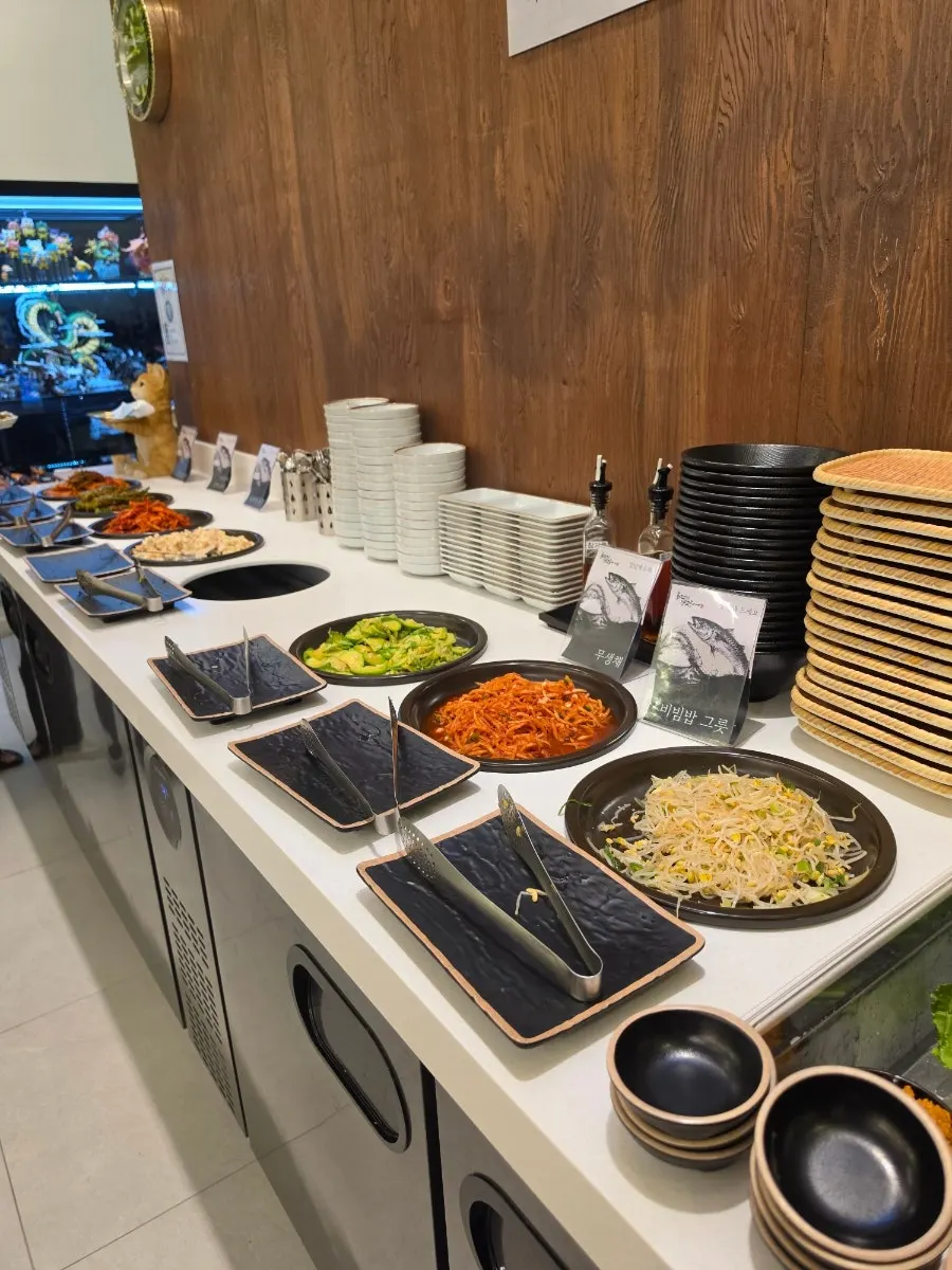 Self-bar corner with vegetables for bibimbap