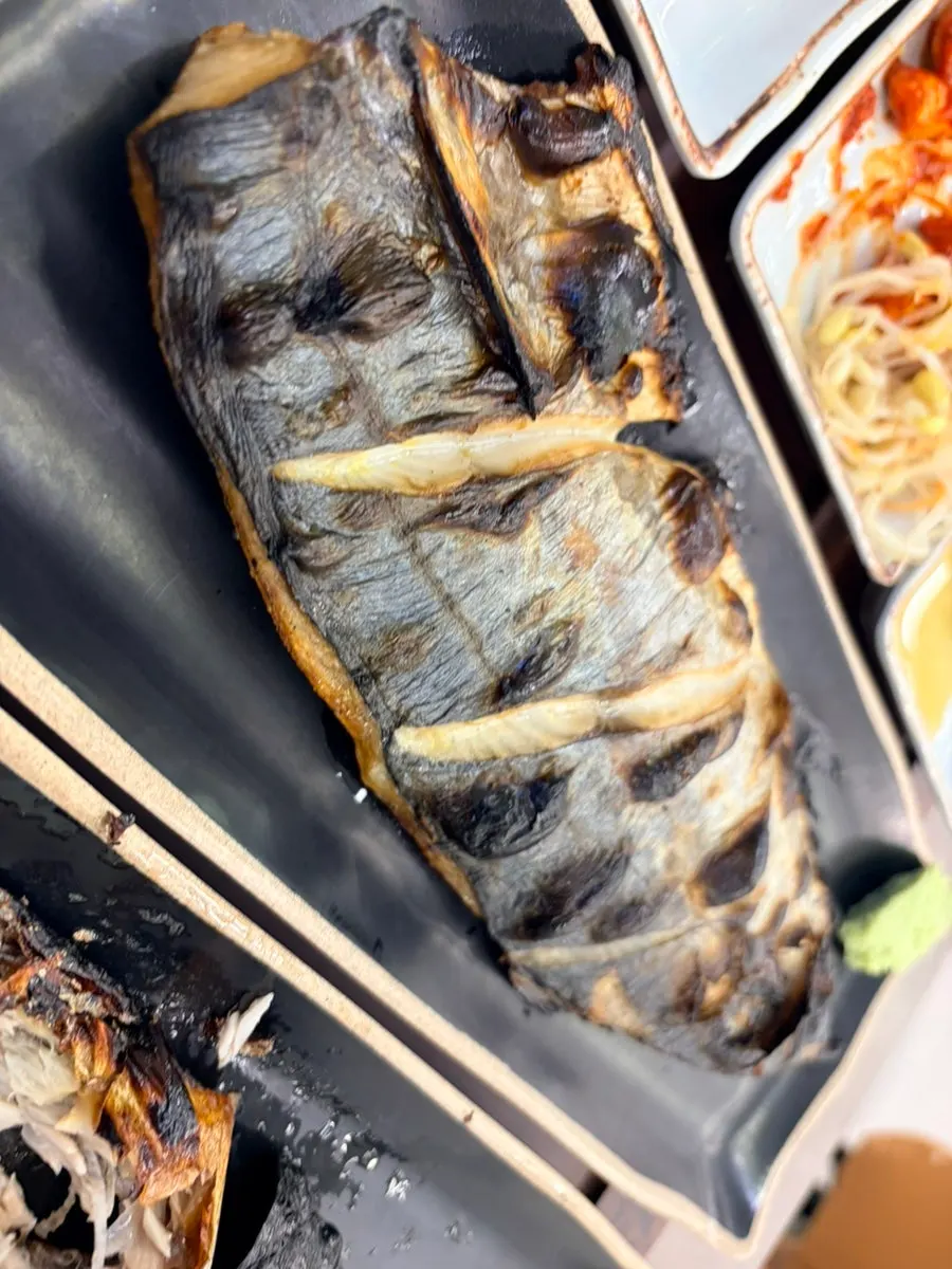 Inside the grilled fish restaurant in Bisan-dong, Anyang