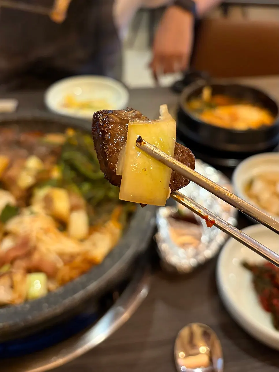 양파장아찌에 싸 먹는 염통