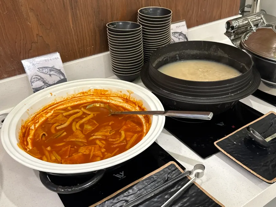 Tteokbokki and japchae corner at the self-serve bar