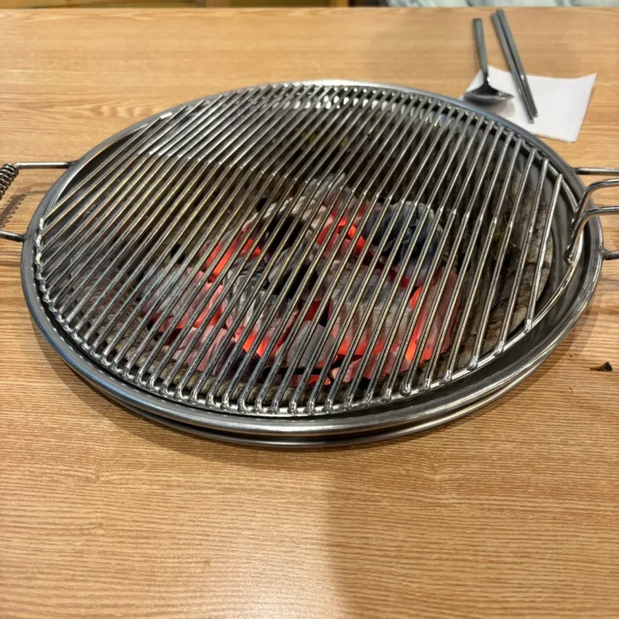 어린이 음료가 준비된 음료 코너