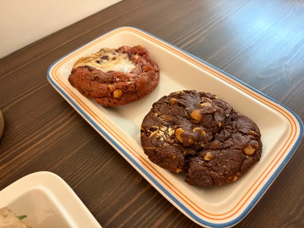 Two levain cookies from Saechamcoffee