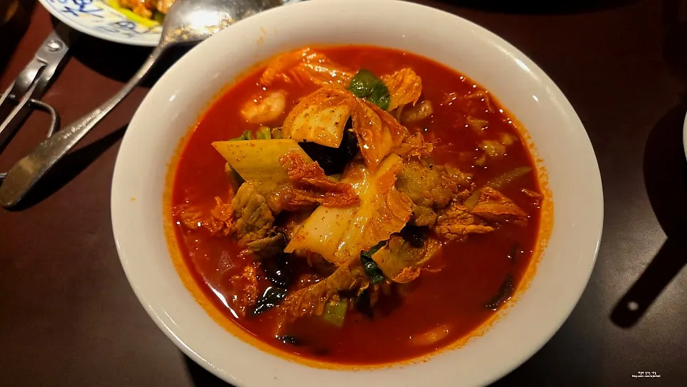 압구정로데오 중식 콜키지 2만원 할인과 버터탕수육 점심, 보보식당