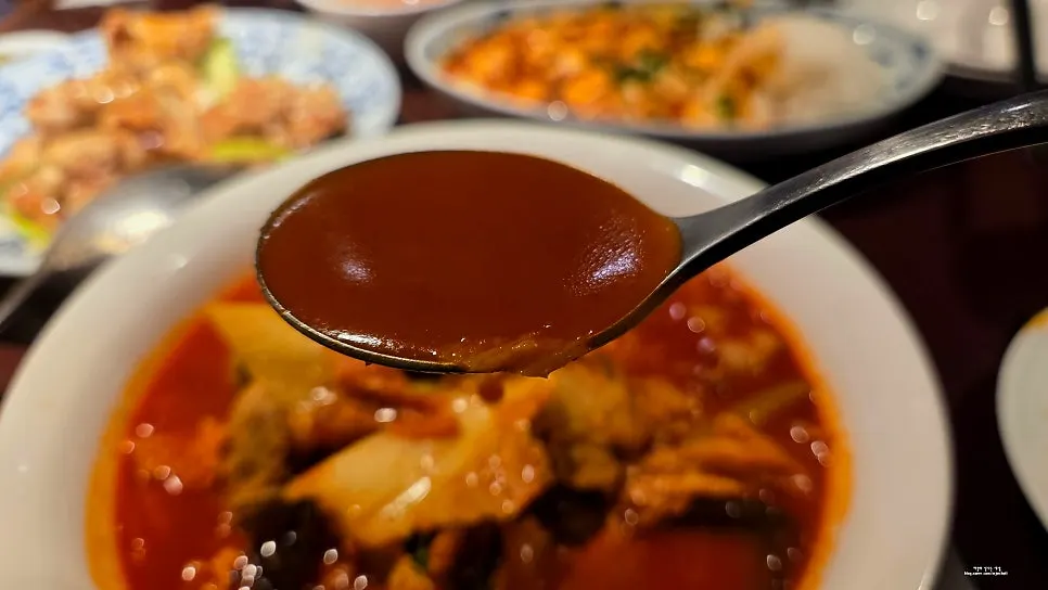 압구정로데오 중식 콜키지 2만원 할인과 버터탕수육 점심, 보보식당