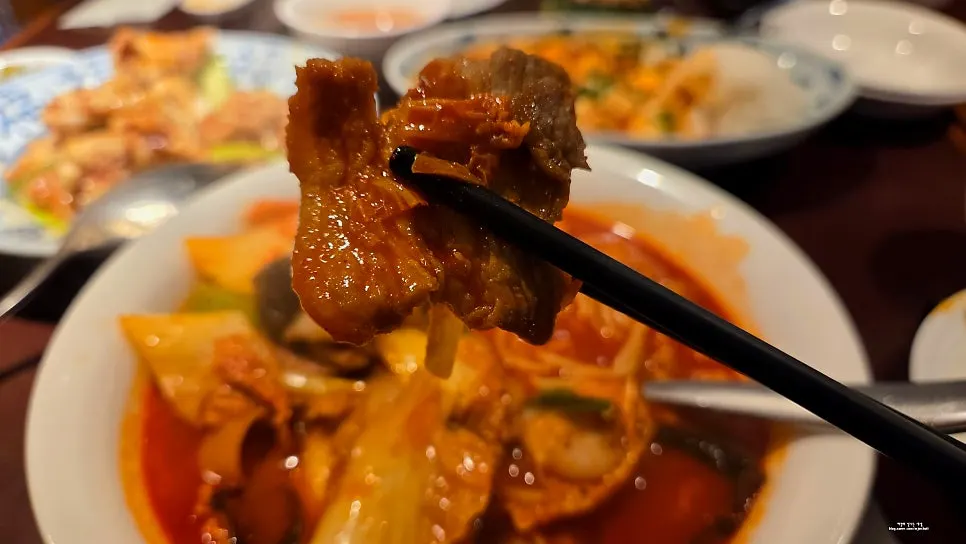 압구정로데오 중식 콜키지 2만원 할인과 버터탕수육 점심, 보보식당