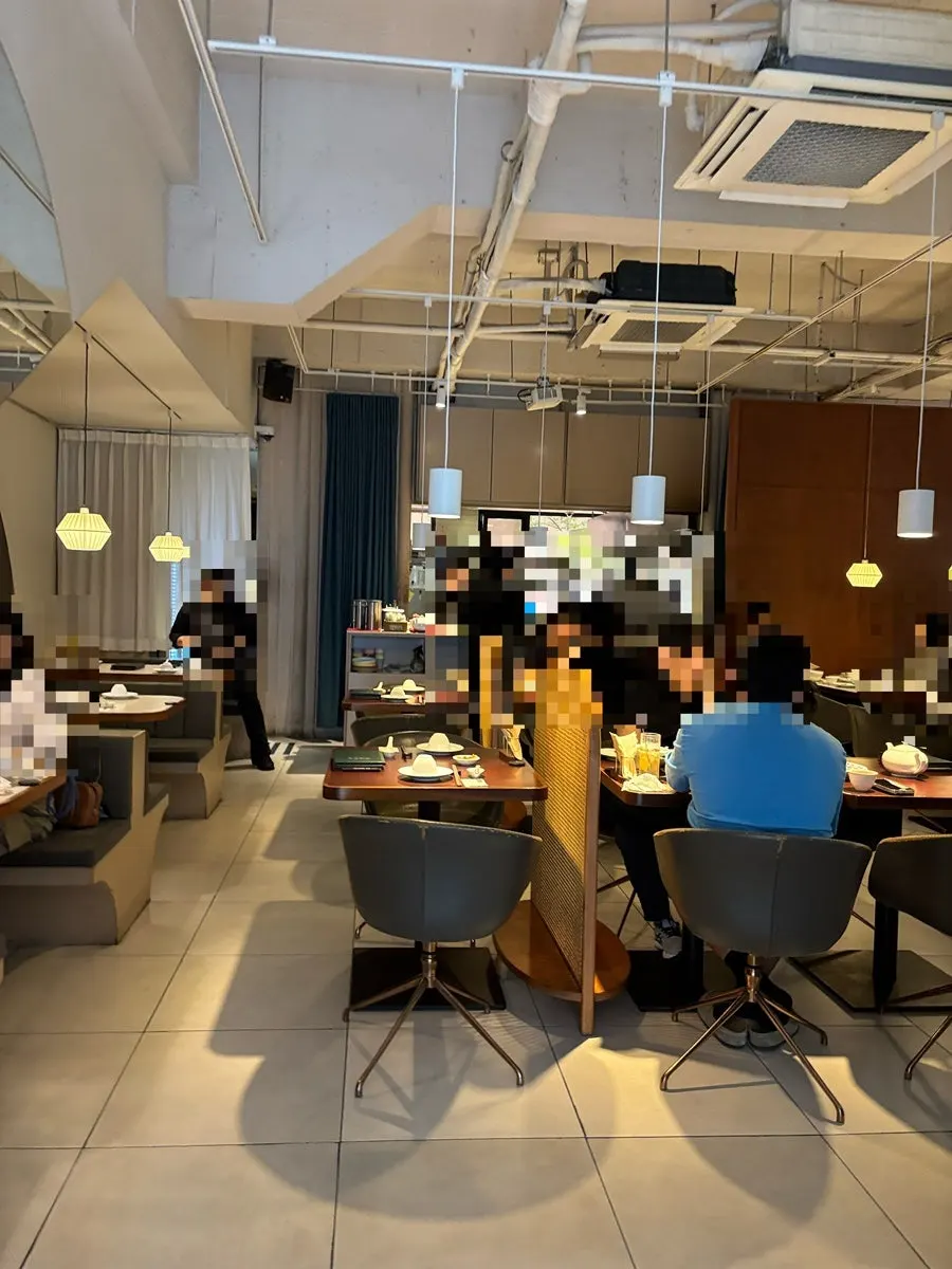 보보식당 압구정 매장 내부 전경