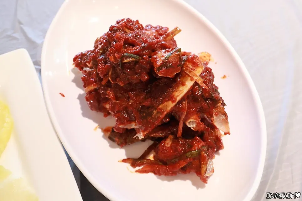 애모꽃게장 순한맛 양념게장 한 상 차림
