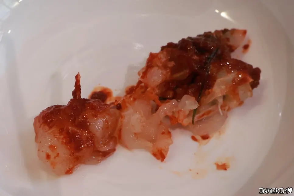 살이 꽉 찬 양념게장 속살
