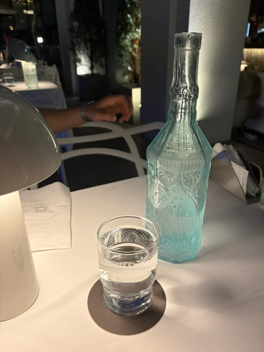 피플더테라스 물병