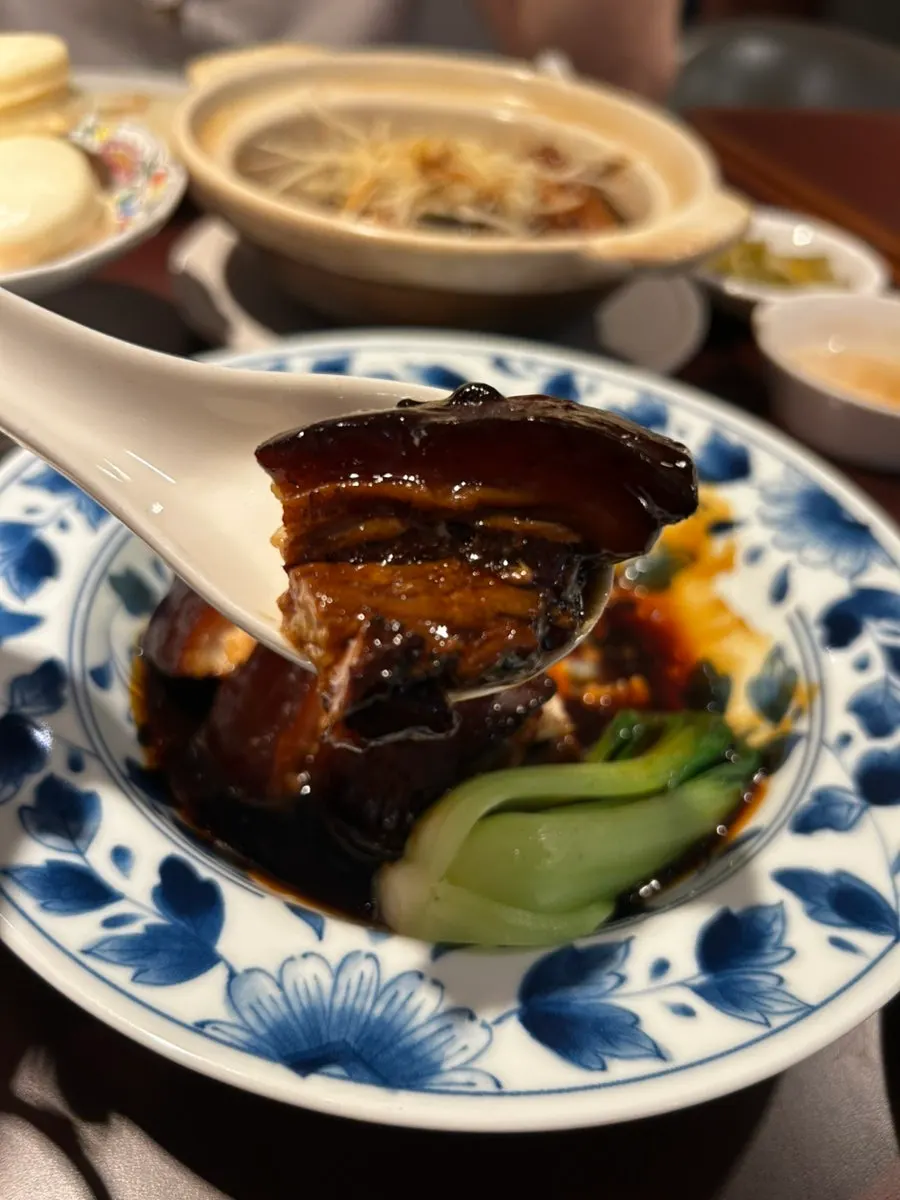 Braised eel with ginger and house sauce